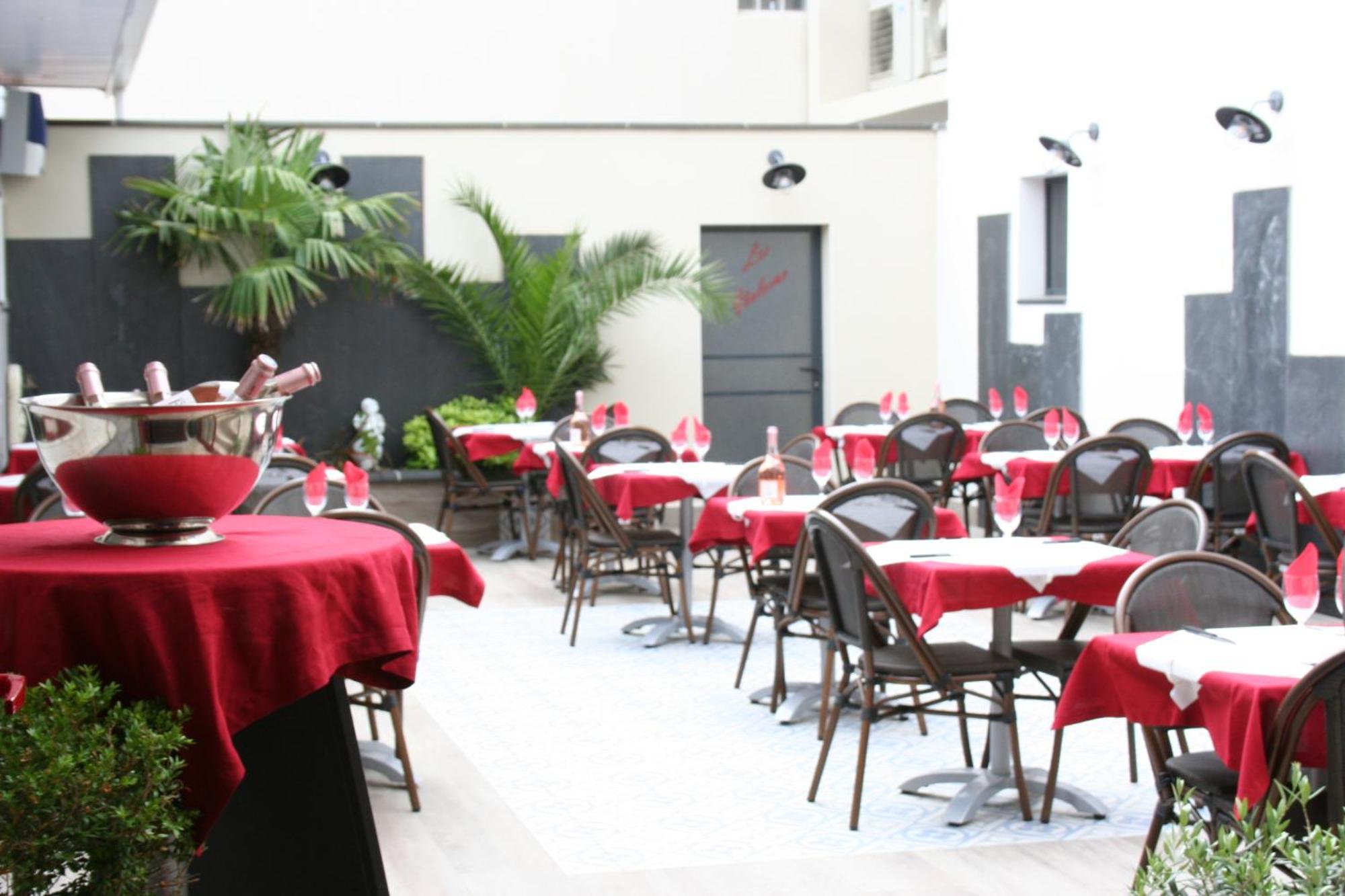 Hotel Les Italiens Бискаррос Экстерьер фото